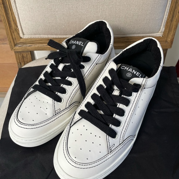 CHANEL Shoes - Chanel new white leather sneakers size 36